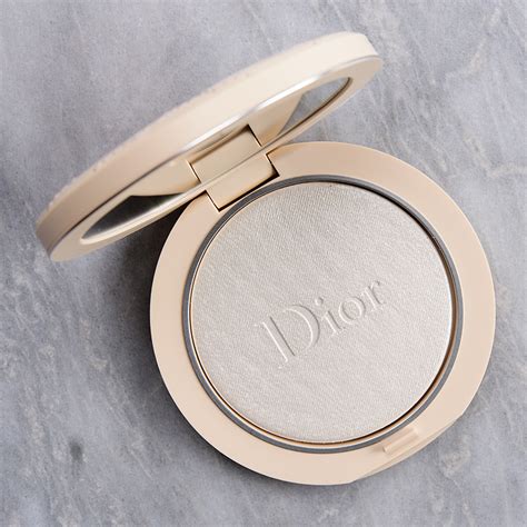 dior luminizer swatch 01 vs 03|Dior forever couture glow.